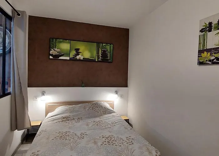 F2 - Zen & Cozy Apartment